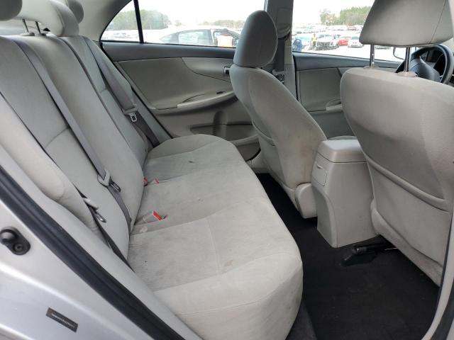 Toyota Corolla Base Image 7