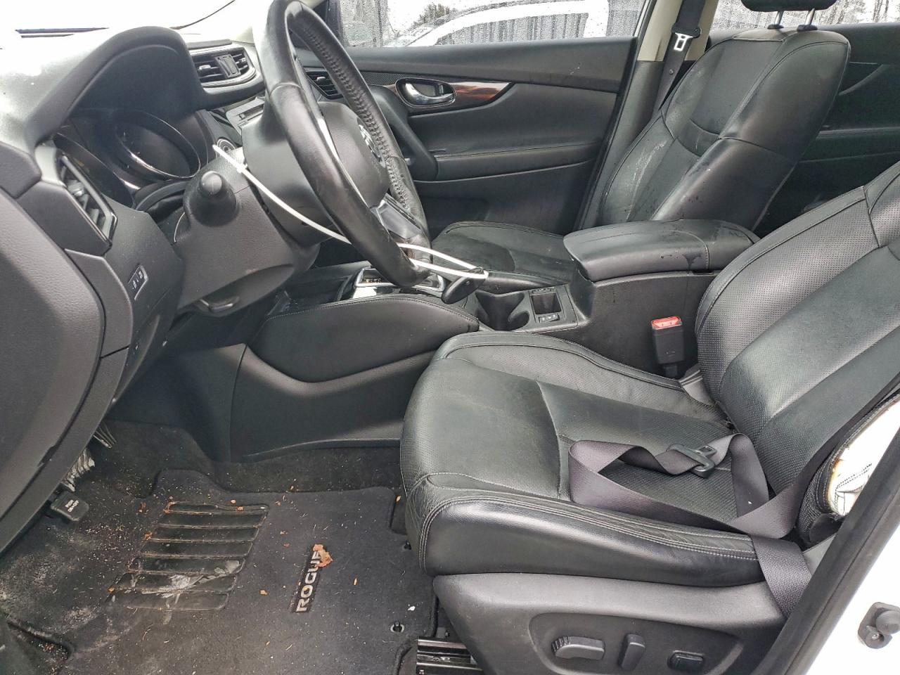 Nissan Rogue S Image 8