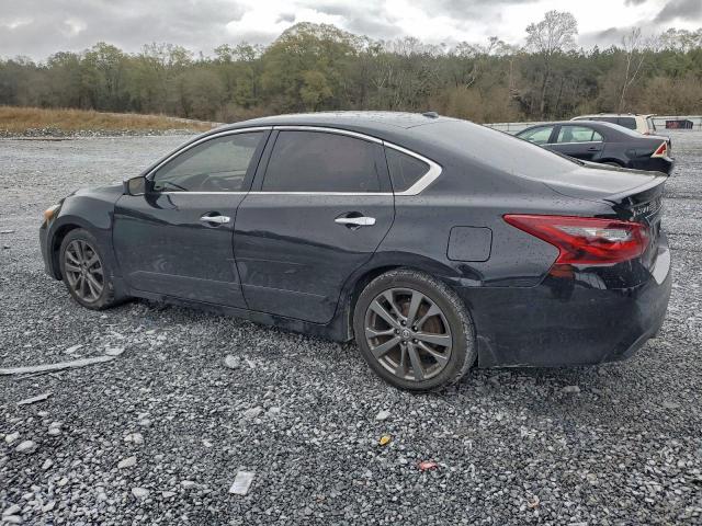 Nissan Altima 2.5 Image 4