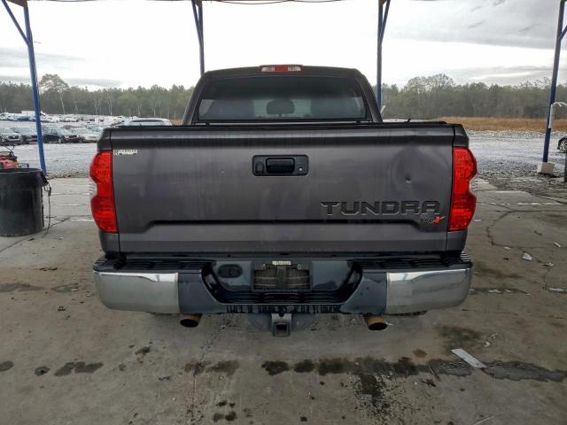 Toyota Tundra Crewmax Sr5 Image 5