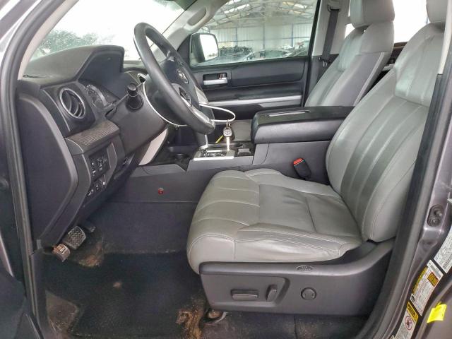 Toyota Tundra Crewmax Sr5 Image 9