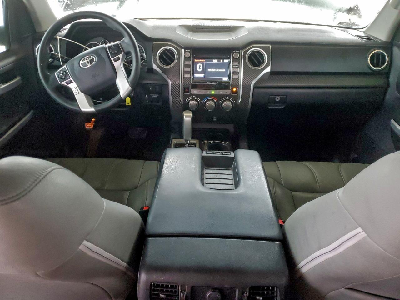 Toyota Tundra Crewmax Sr5 Image 12