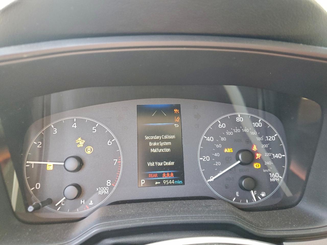 Toyota Corolla Le Image 9