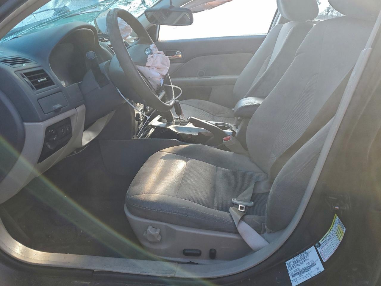 Ford Fusion Se Image 10