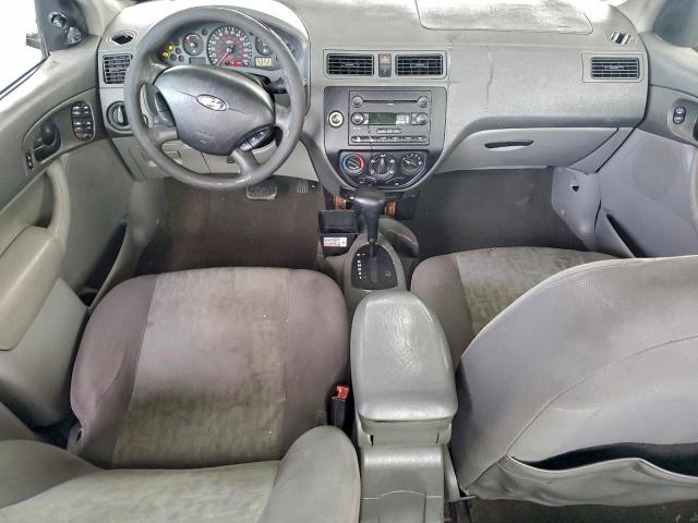 Ford Focus Zx4 Image 8