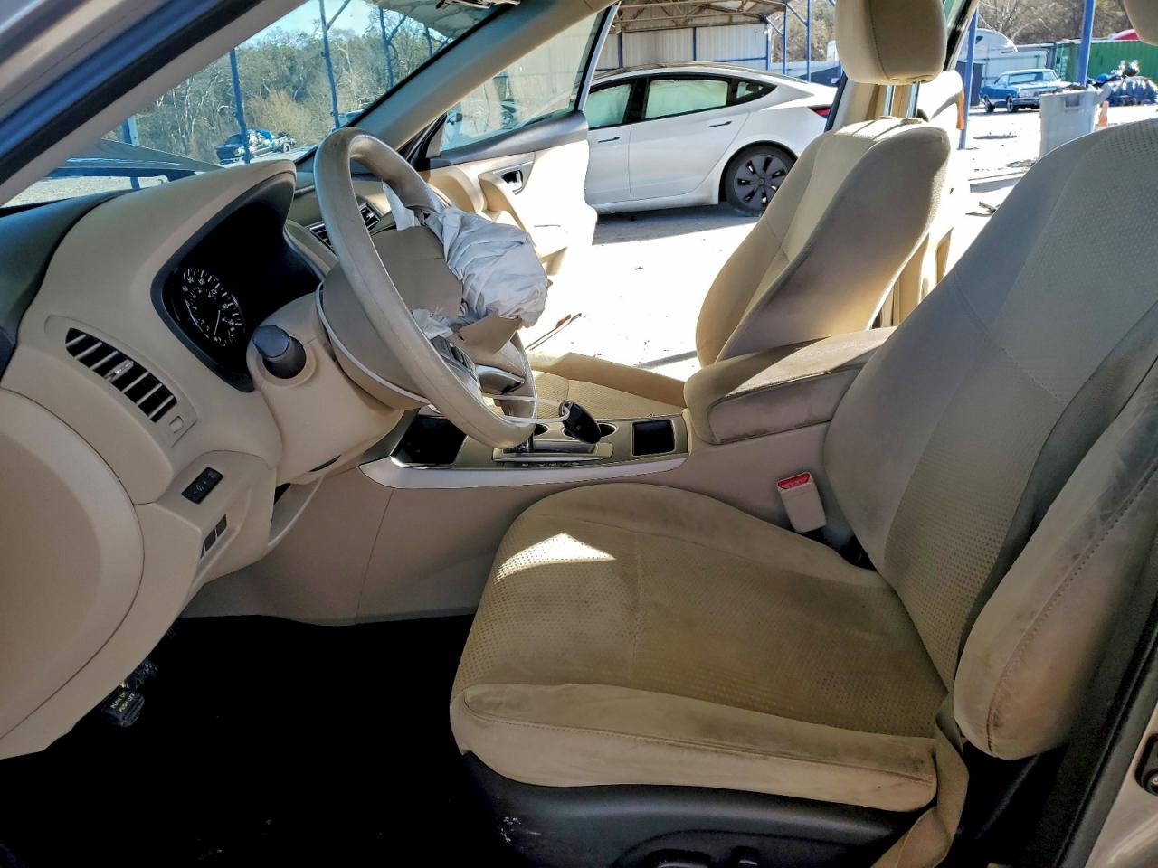 Nissan Altima 2.5 Image 6