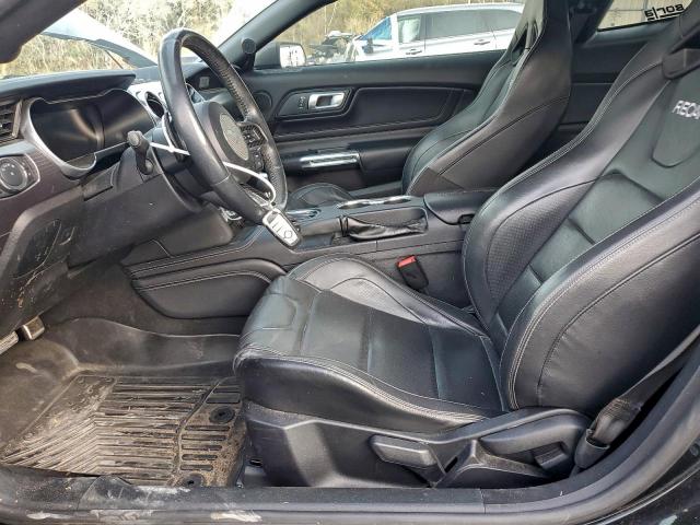 Ford Mustang Image 3