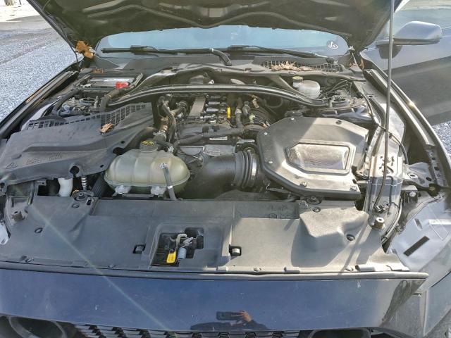 Ford Mustang Image 6