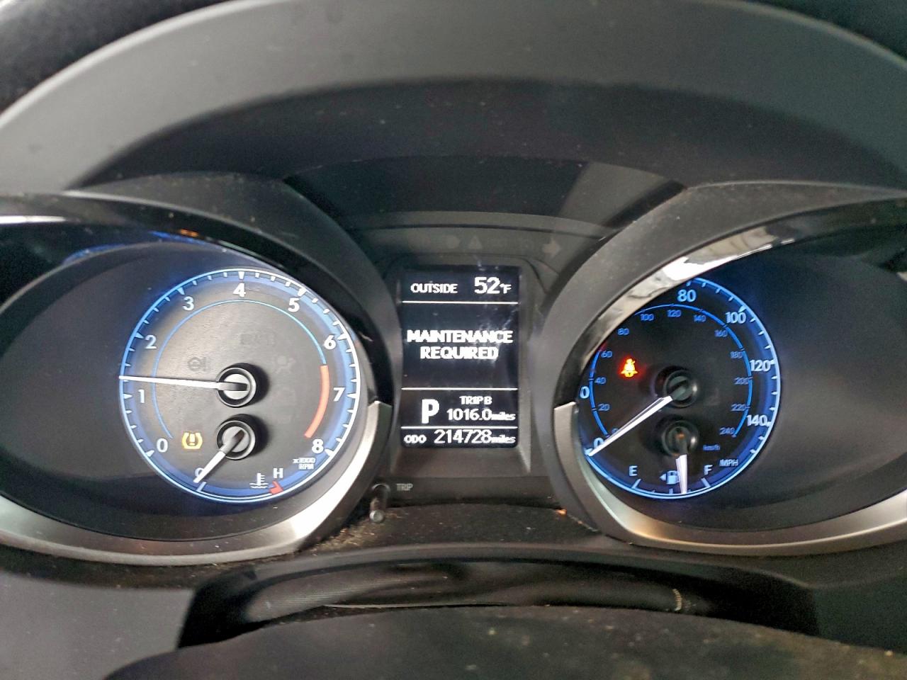 Toyota Corolla L Image 12