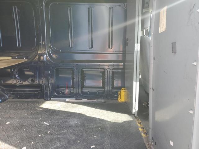 Ford Transit T-250 Image 11