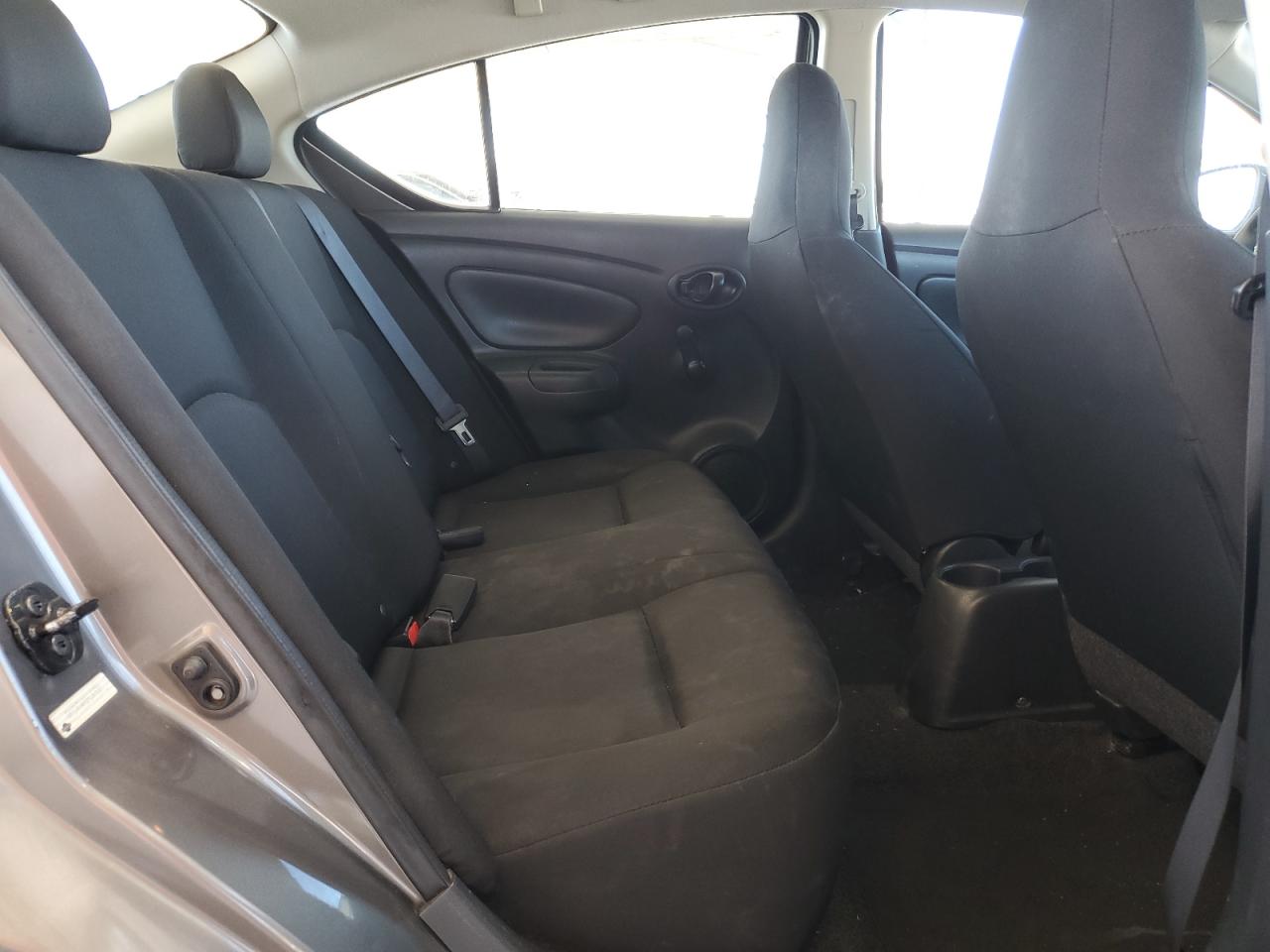 Nissan Versa S Image 12