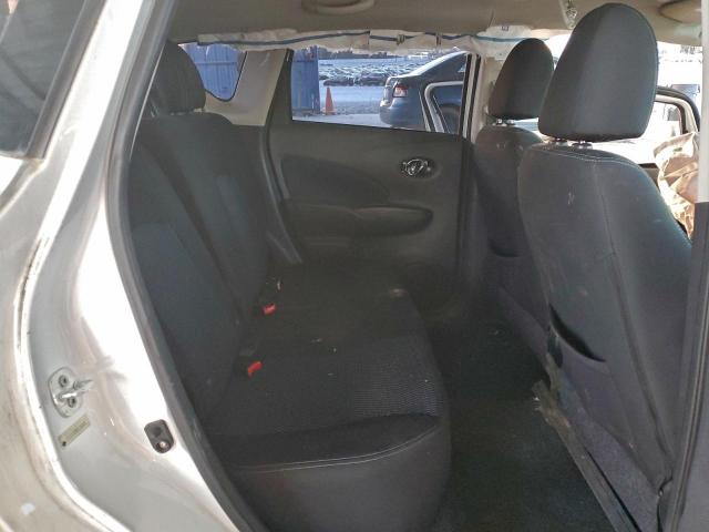 Nissan Versa S Image 3
