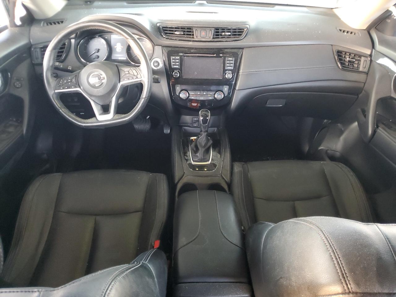 Nissan Rogue S Image 5