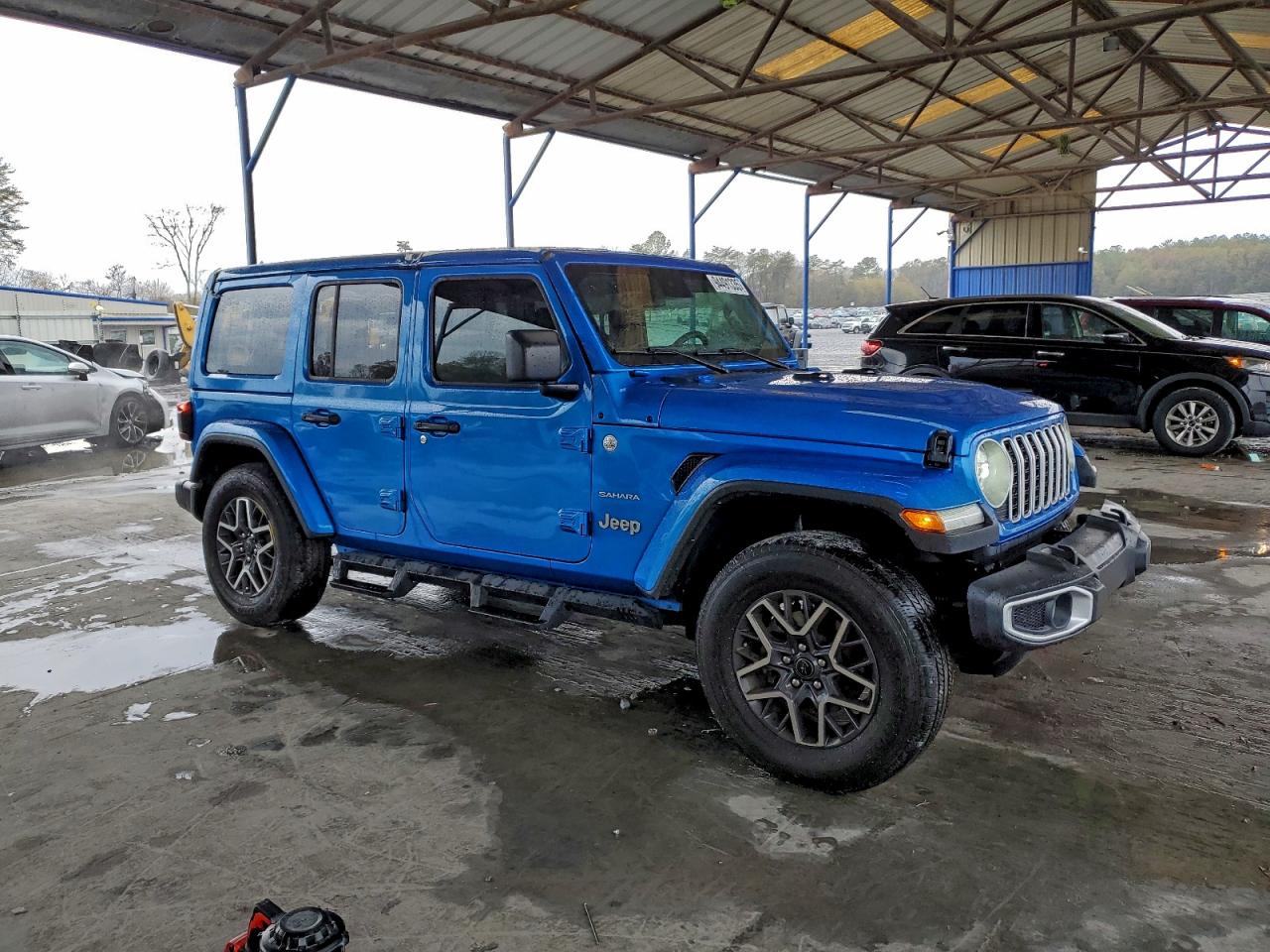 Jeep Wrangler Sahara Image 5