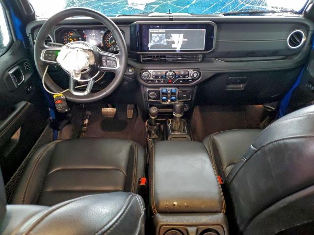 Jeep Wrangler Sahara Image 10