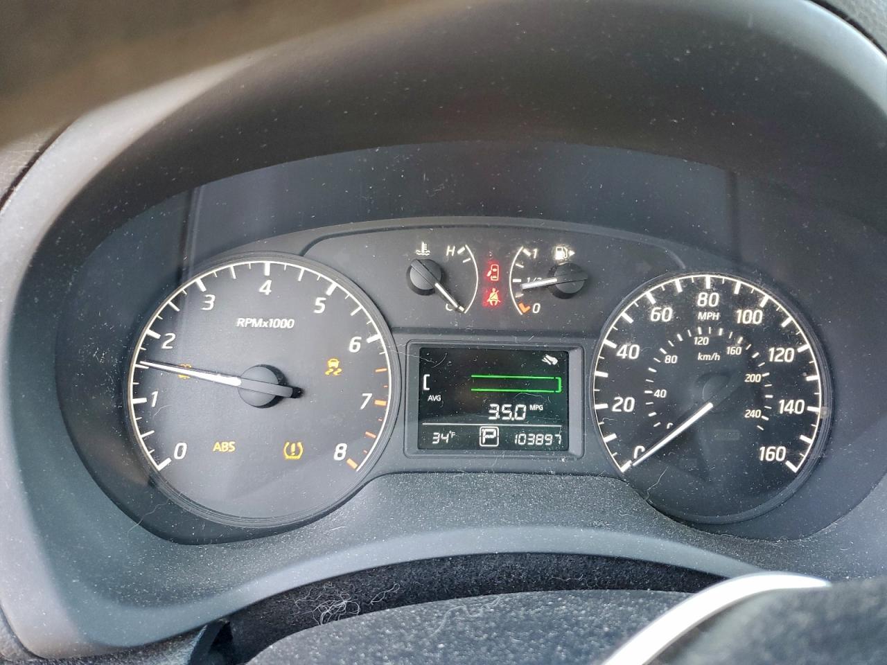 Nissan Sentra S Image 9