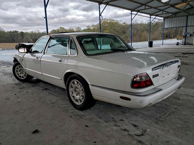 Jaguar Xj8 Image 2