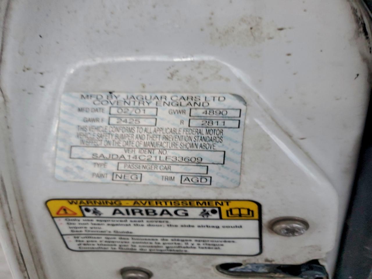 Jaguar Xj8 Image 11