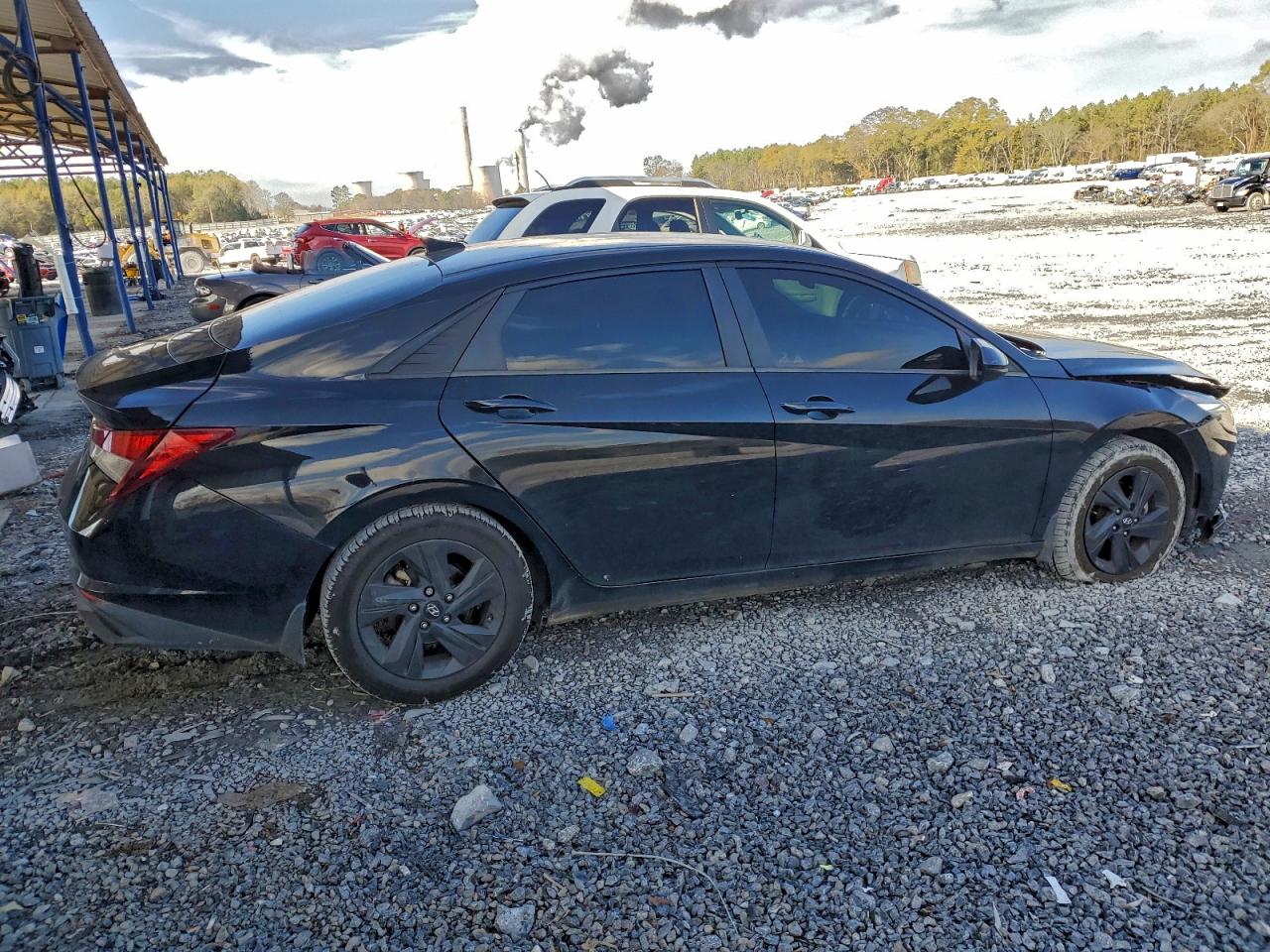 Hyundai ELANTRA Sel Image 3