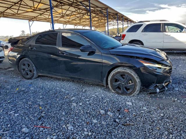 Hyundai ELANTRA Sel Image 4