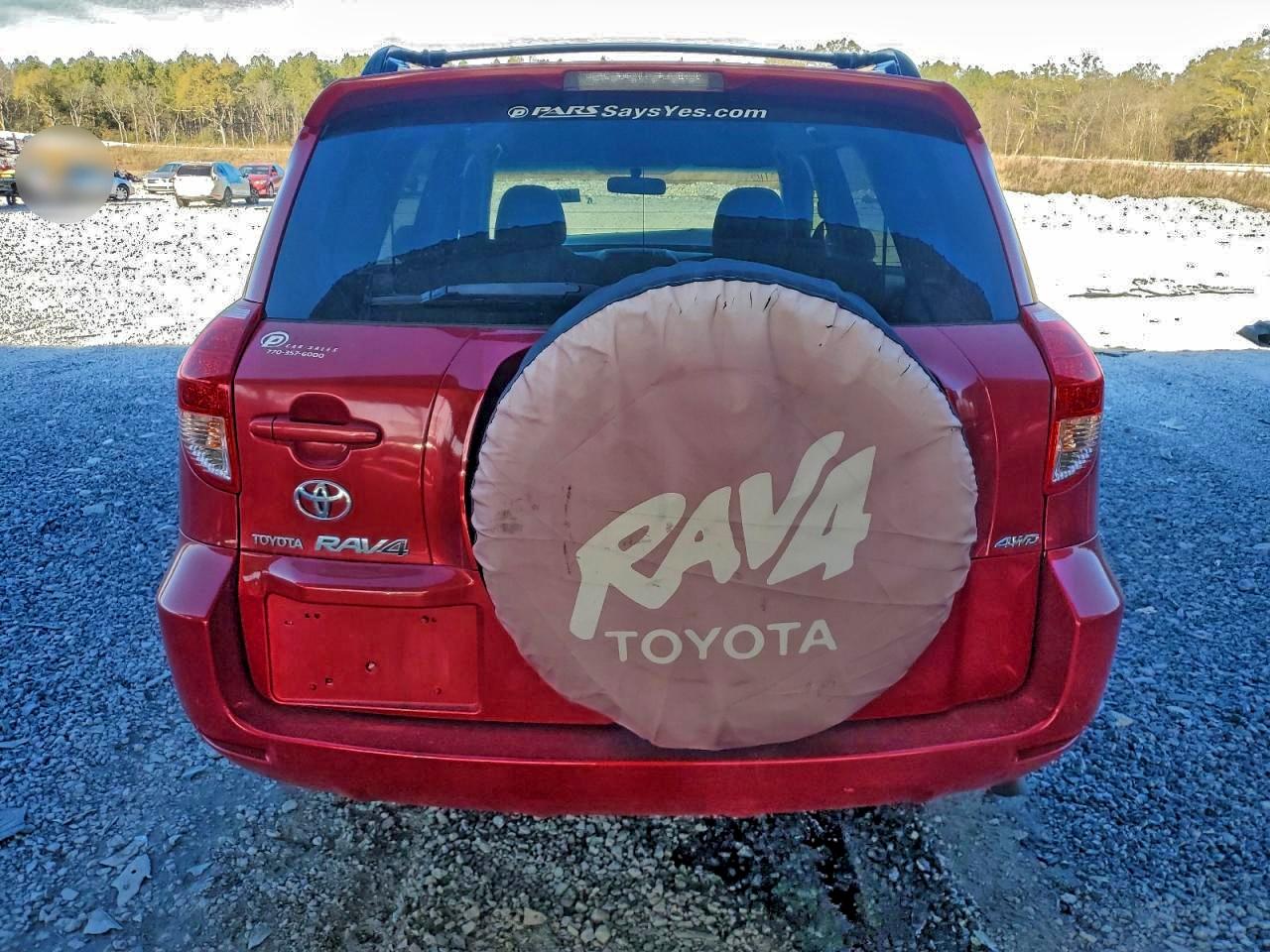 Toyota RAV4 Image 8