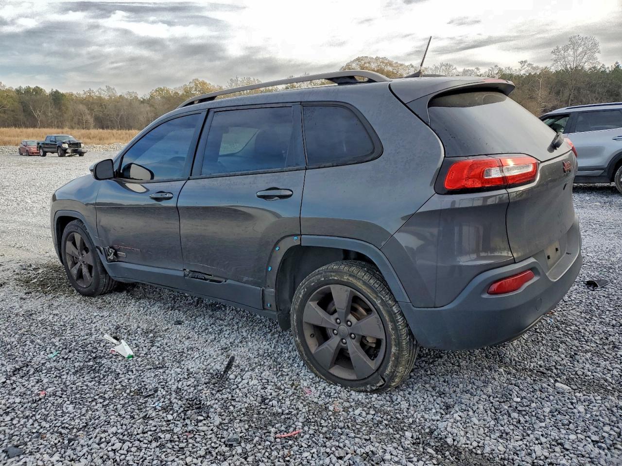 Jeep Cherokee Latitude Image 2