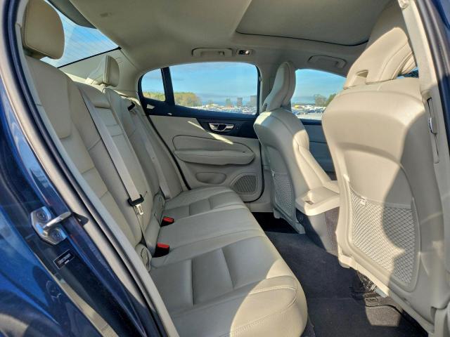 Volvo S60 T5 R-design Image 6