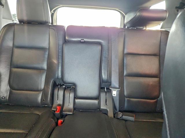 Ford Explorer Limited Image 8