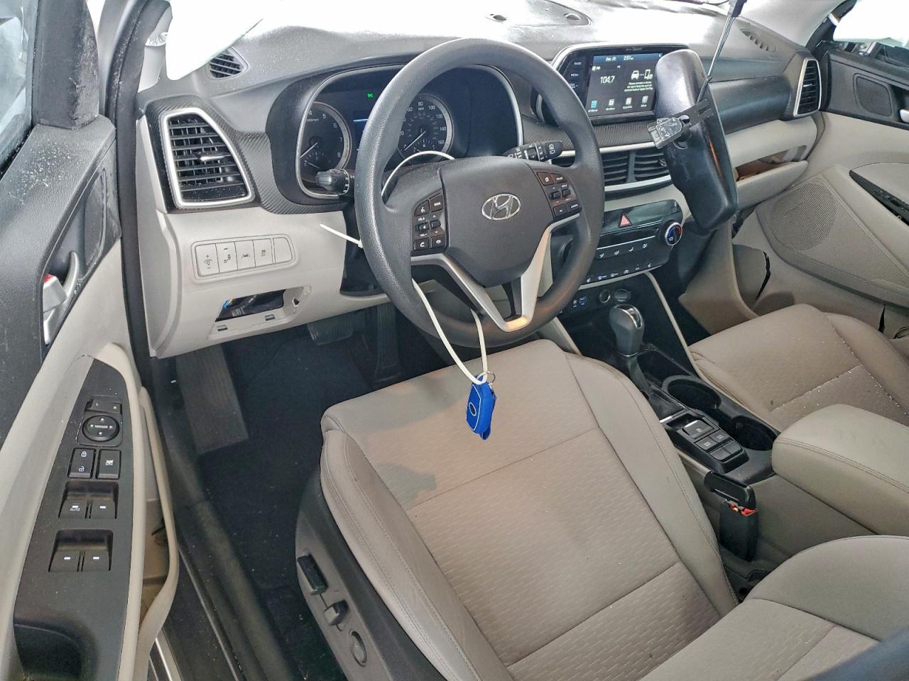 Hyundai TUCSON Limited Image 3