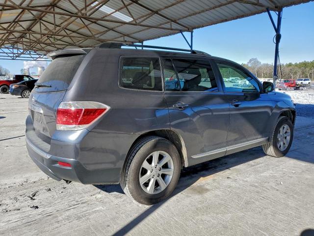 Toyota Highlander Base Image 9