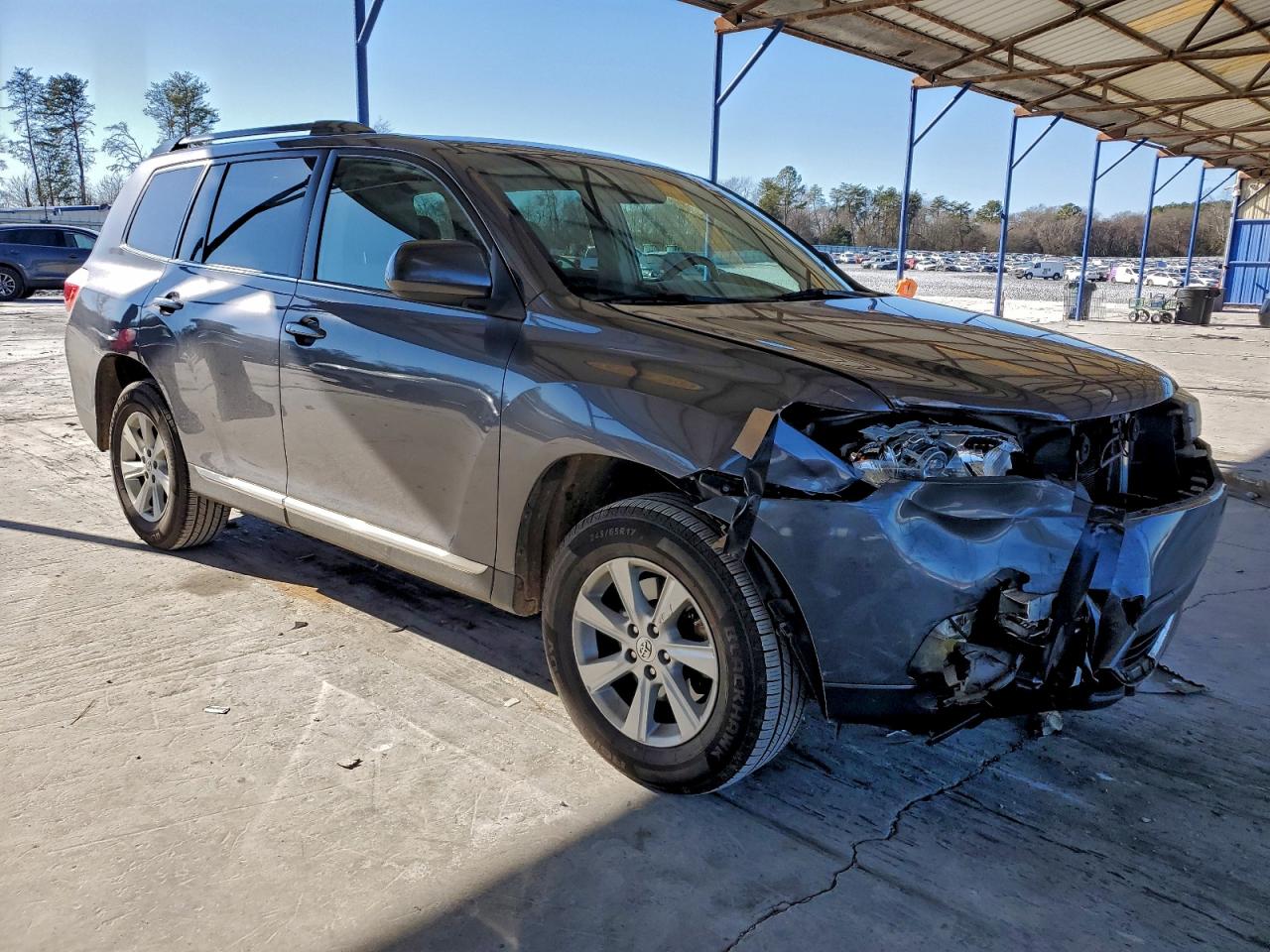 Toyota Highlander Base Image 8