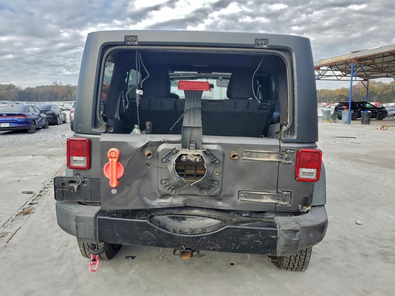 Jeep Wrangler Sport Image 11