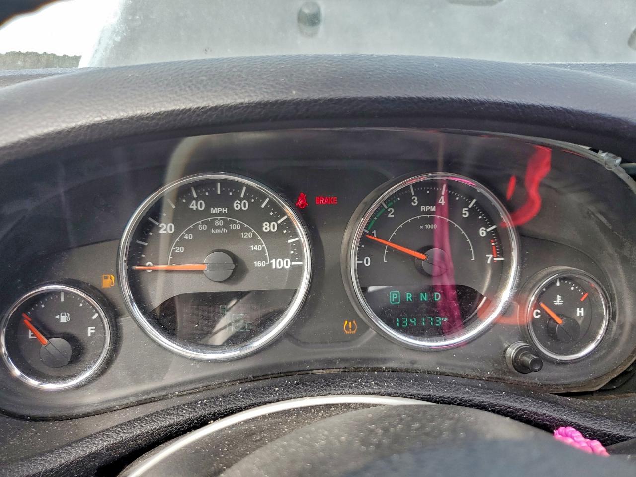 Jeep Wrangler Sport Image 9