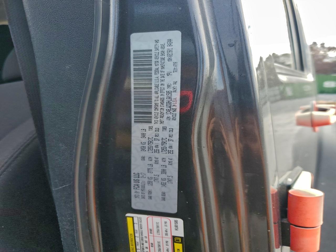 Jeep Wrangler Sport Image 4