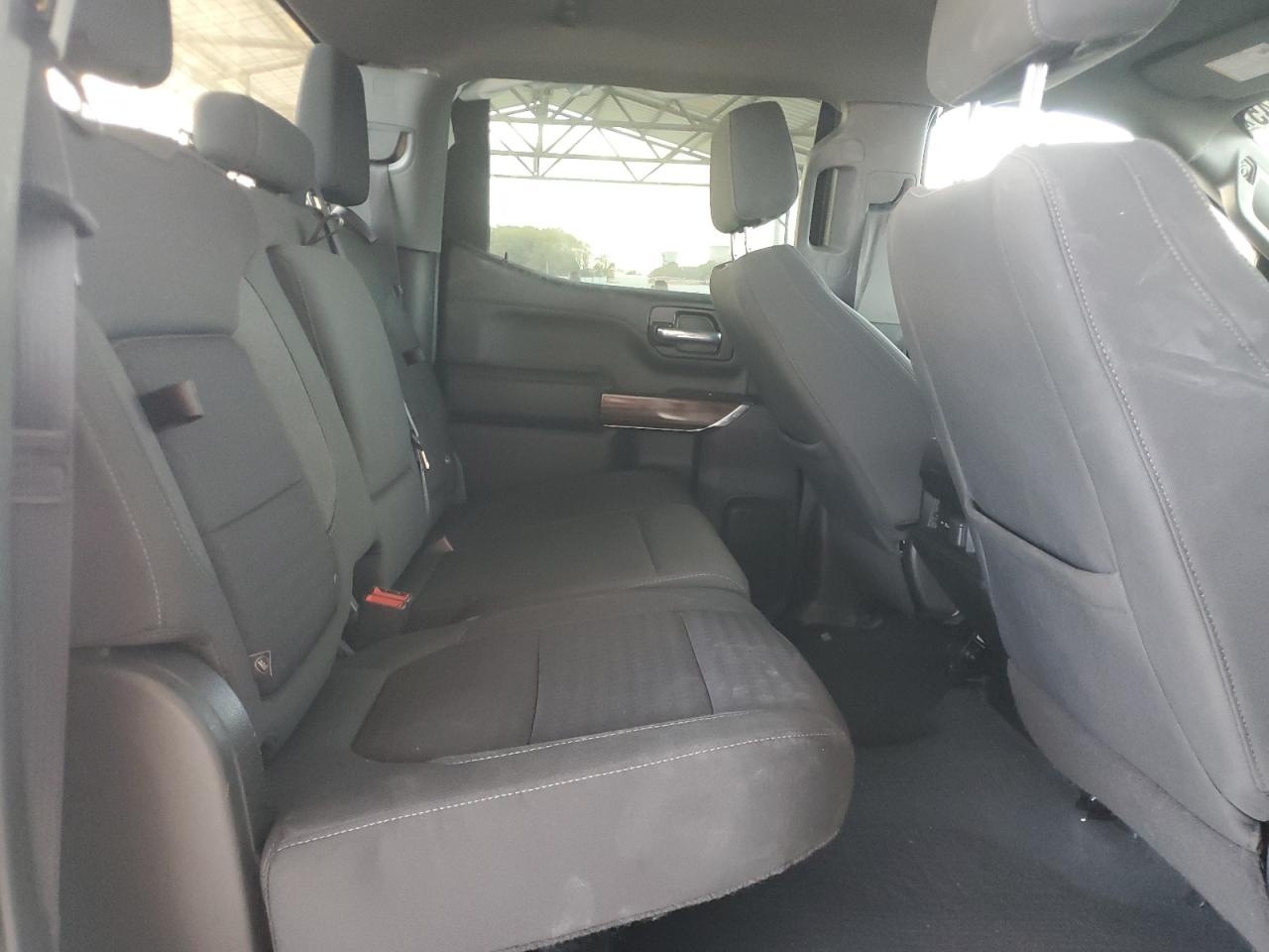 Chevrolet Silverado K1500 Lt Trail Boss Image 10