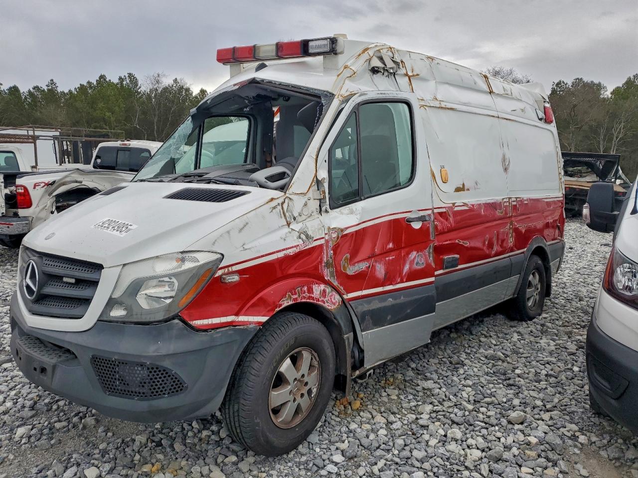 Mercedes-Benz Sprinter 2500 Image 1