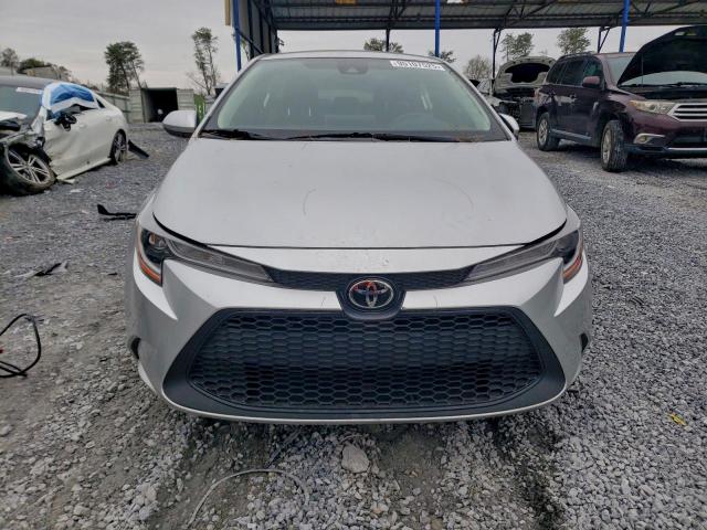 Toyota Corolla Le Image 8