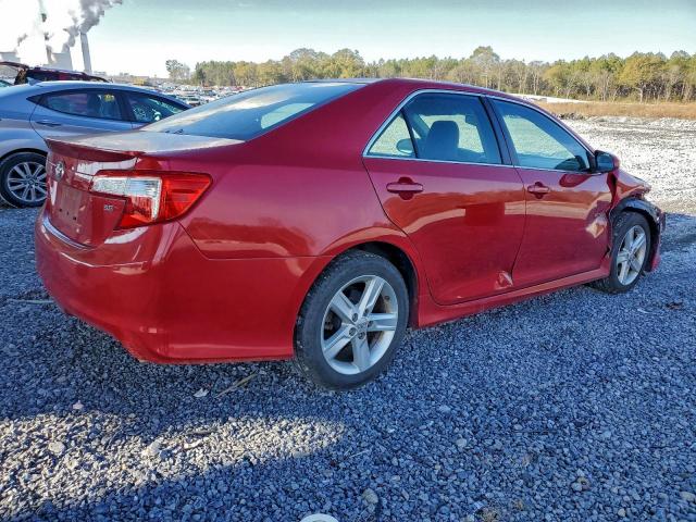 Toyota Camry L Image 12