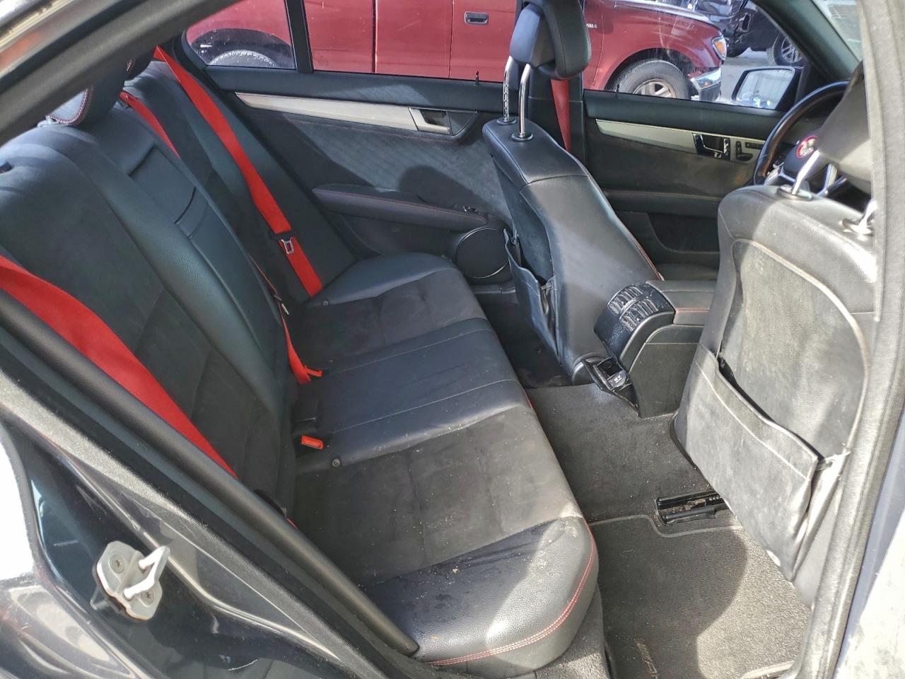 Mercedes-Benz C-Class 250 Image 6