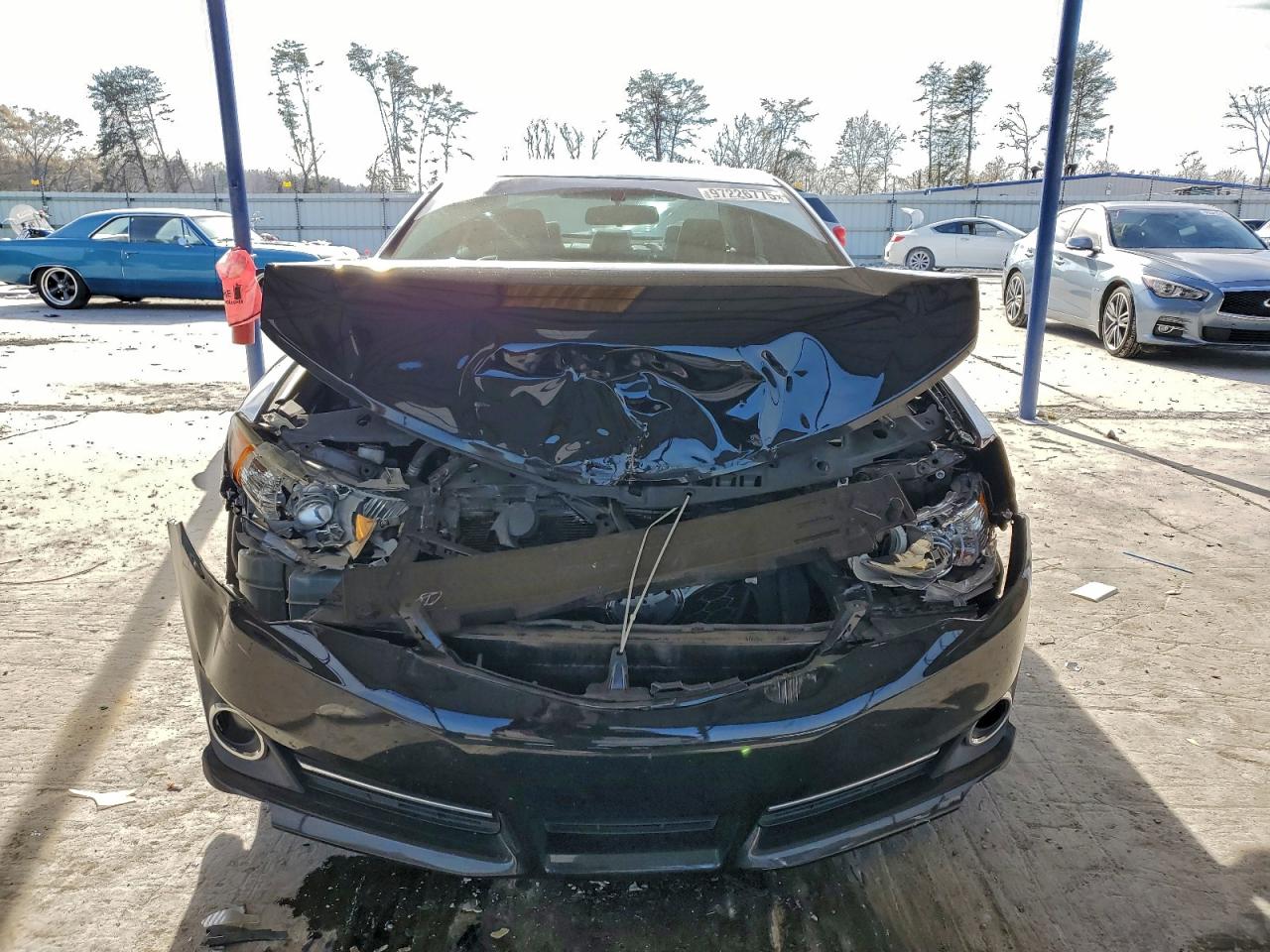 Toyota Camry L Image 6