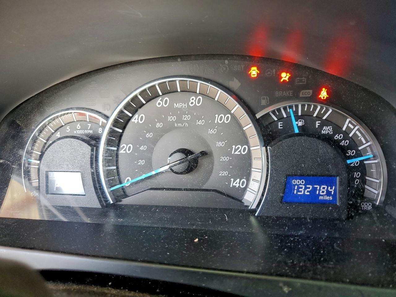 Toyota Camry L Image 12