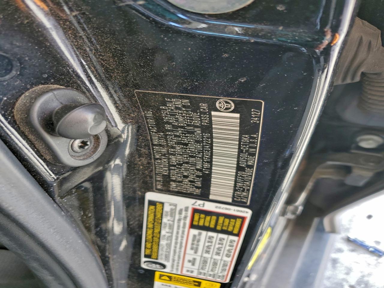 Toyota Camry L Image 2