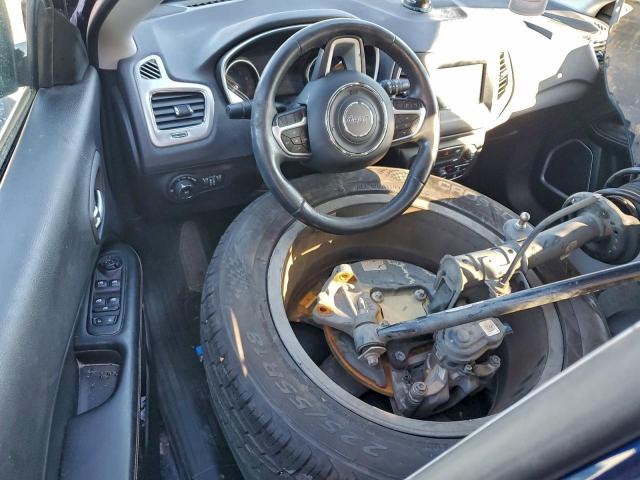 Jeep Compass Latitude Image 3