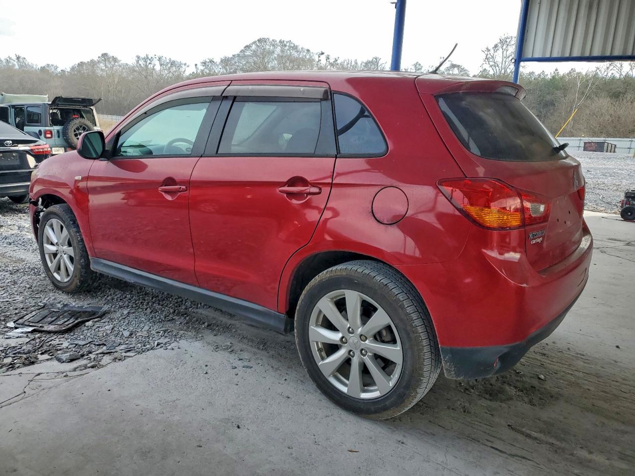 Mitsubishi Outlander Es Image 2