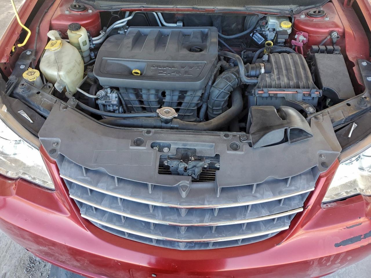 Chrysler Sebring Touring Image 2