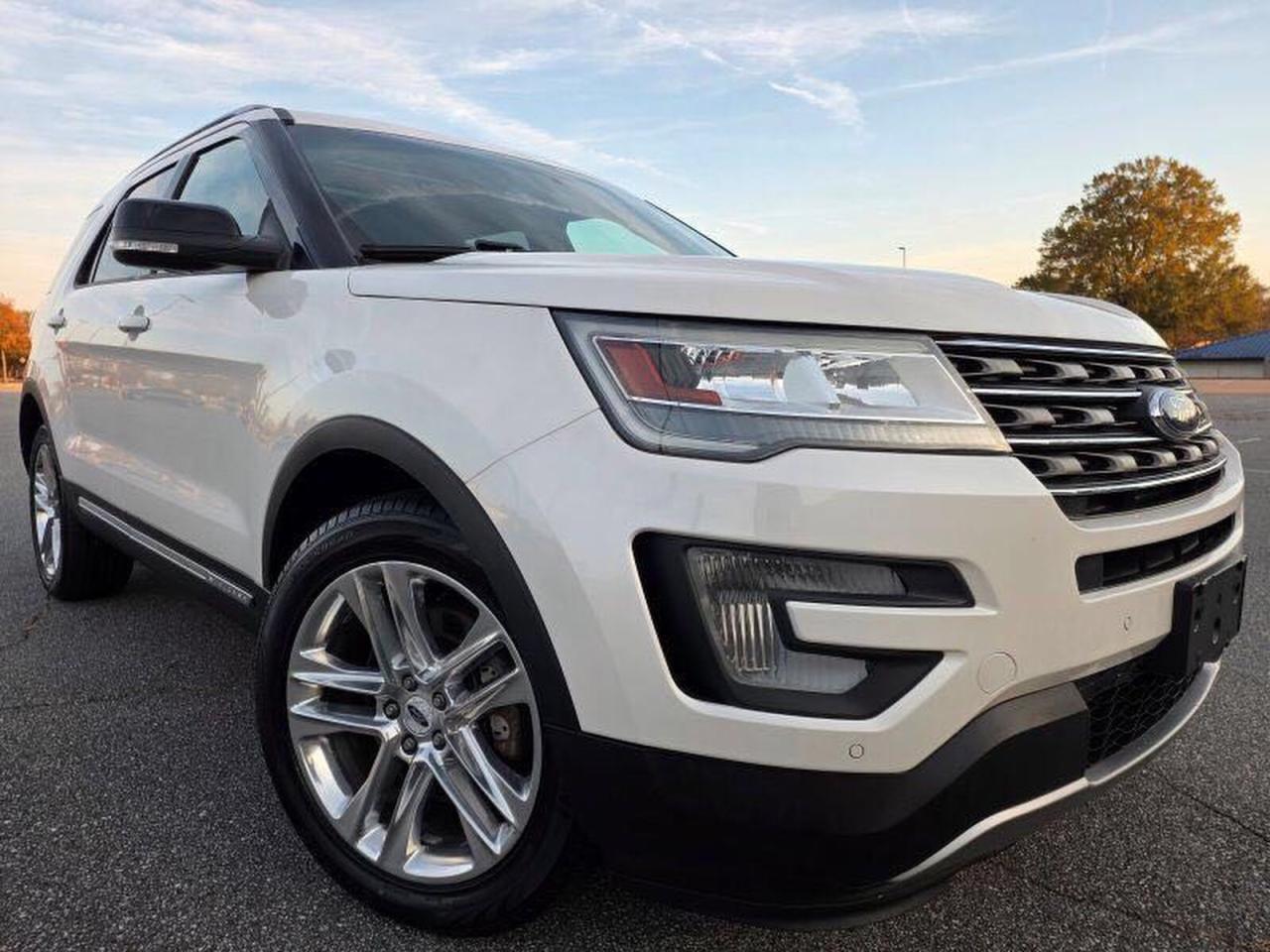 Ford Explorer Xlt Image 1