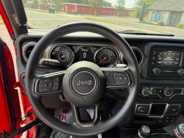 Jeep Wrangler Sport Image 4