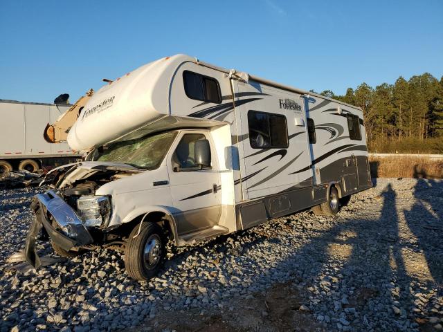 Ford Econoline E450 Super Duty Cutaway Van Image 6