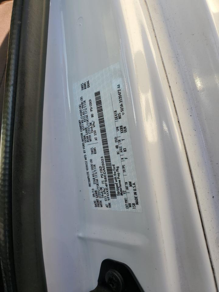 Ford Econoline E450 Super Duty Cutaway Van Image 2