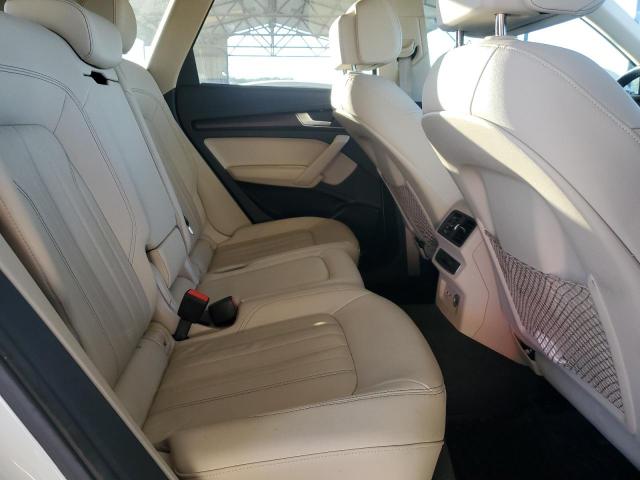 Audi Q5 Premium 40 Image 10